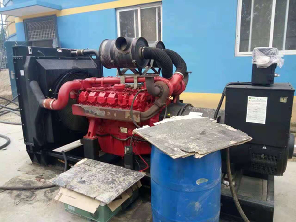 广元租赁发电机-柴油发电机组的齿轮箱和发电机温升控制